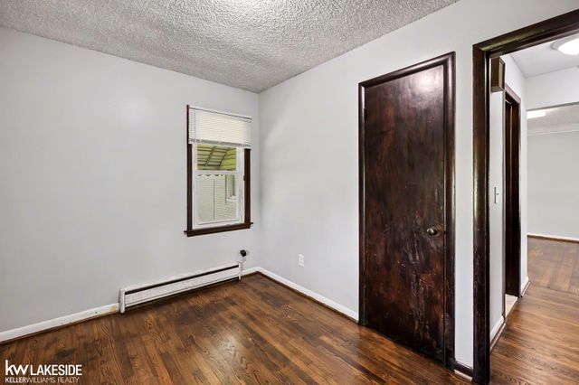 245 N Broadway Street, Mt Clemens, MI 48043