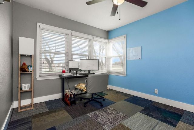 2633 E Langsford Road, Lee's Summit, MO 64063