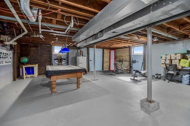 2633 E Langsford Road, Lee's Summit, MO 64063