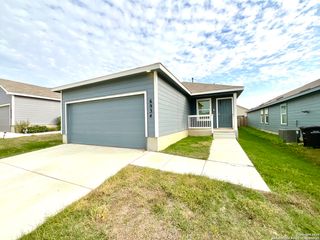 6934 Celestial Cv, San Antonio, TX 78252