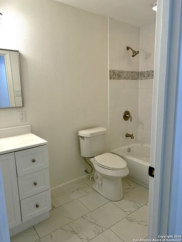 4930 Casa Espana, San Antonio, TX 78233