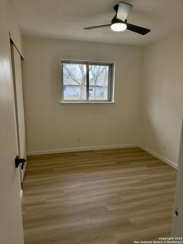 4930 Casa Espana, San Antonio, TX 78233