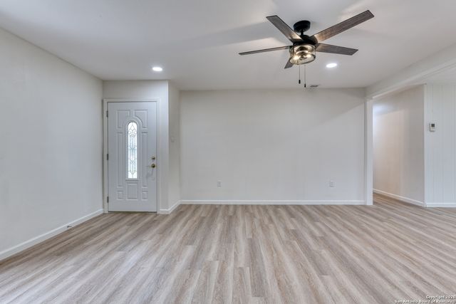 4930 Casa Espana, San Antonio, TX 78233