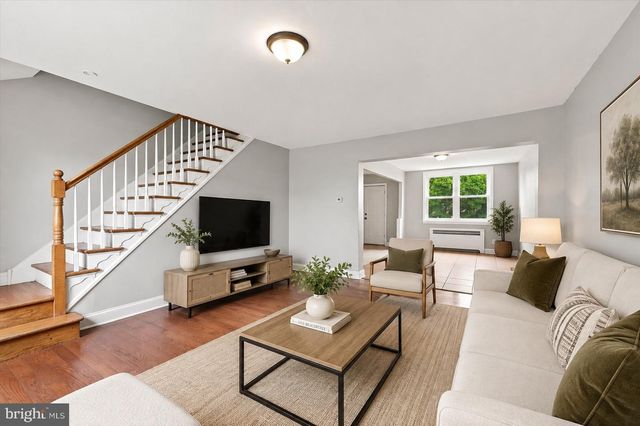 7271 BRADFORD RD, Upper Darby, PA 19082