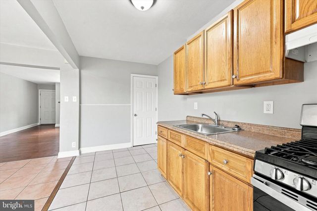 7271 BRADFORD RD, Upper Darby, PA 19082