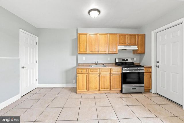 7271 BRADFORD RD, Upper Darby, PA 19082