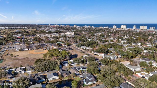 1382 EASTWIND Drive N, Jacksonville Beach, FL 32250