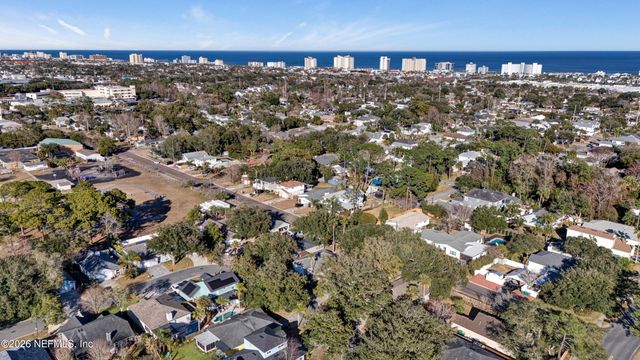 1382 EASTWIND Drive N, Jacksonville Beach, FL 32250