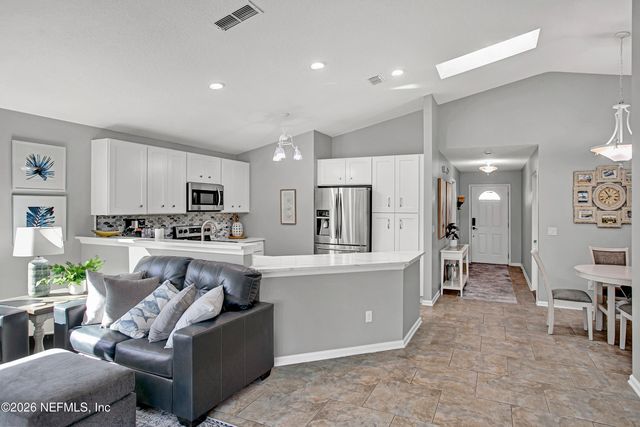 1382 EASTWIND Drive N, Jacksonville Beach, FL 32250