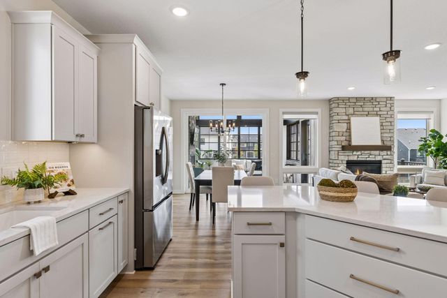 10196 Queensland Lane N, Maple Grove, MN 55311