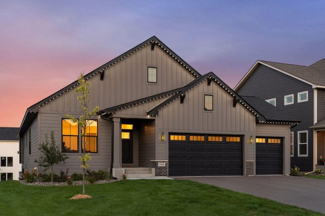 10196 Queensland Lane N, Maple Grove, MN 55311