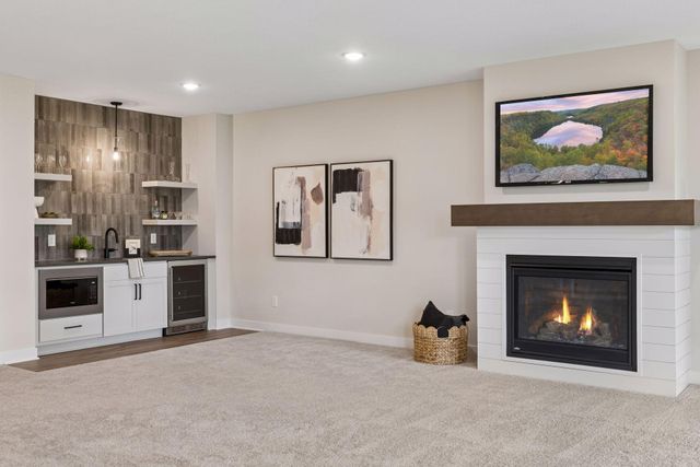 10196 Queensland Lane N, Maple Grove, MN 55311