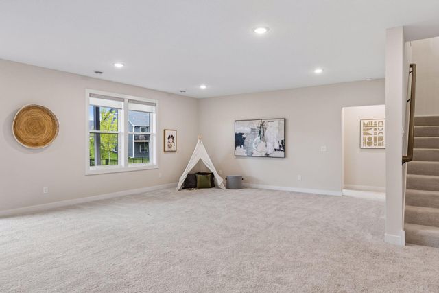 10196 Queensland Lane N, Maple Grove, MN 55311