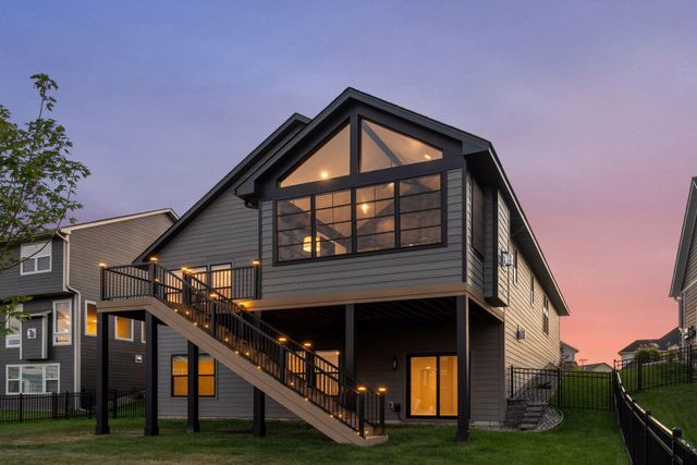 10196 Queensland Lane N, Maple Grove, MN 55311