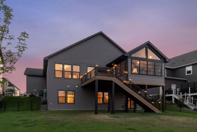 10196 Queensland Lane N, Maple Grove, MN 55311