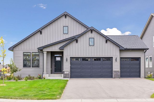 10196 Queensland Lane N, Maple Grove, MN 55311