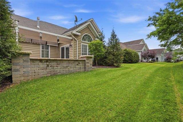 618 Old Glory Lane, Economy, PA 15042