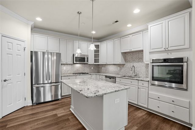 618 Old Glory Lane, Economy, PA 15042
