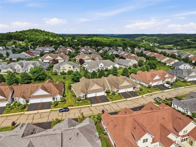 618 Old Glory Lane, Economy, PA 15042