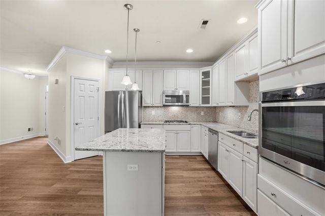 618 Old Glory Lane, Economy, PA 15042