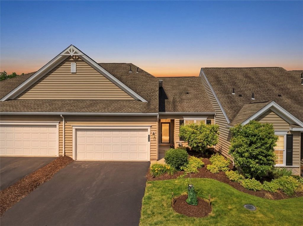 618 Old Glory Lane, Economy, PA 15042