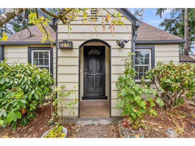 3219 Se 174TH Ave, Portland, OR 97236