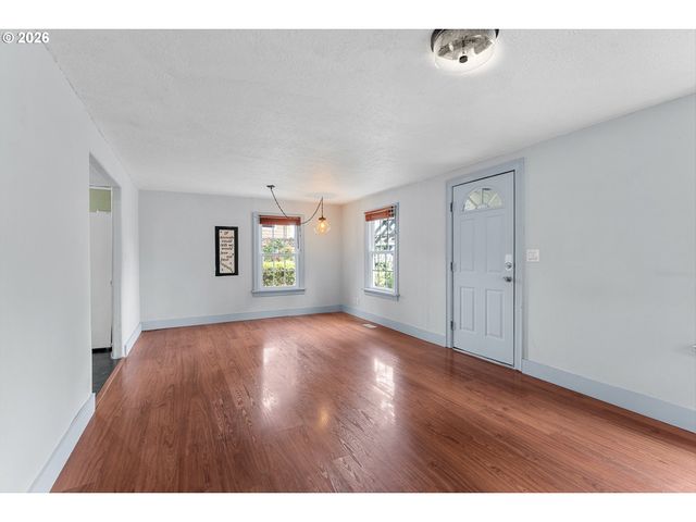 3219 Se 174TH Ave, Portland, OR 97236
