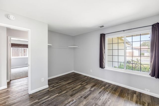 9098 Burst Ct, Sacramento, CA 95826
