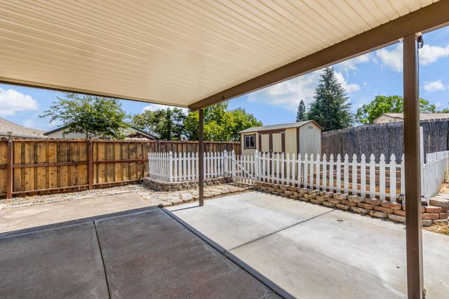 9098 Burst Ct, Sacramento, CA 95826