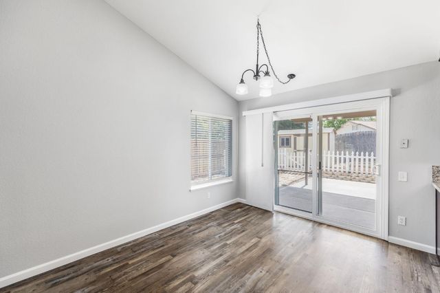 9098 Burst Ct, Sacramento, CA 95826