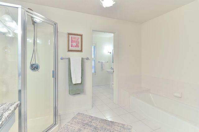 1262 Pond View Lane, White Bear Lake, MN 55110