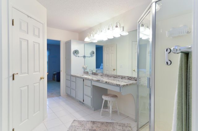 1262 Pond View Lane, White Bear Lake, MN 55110