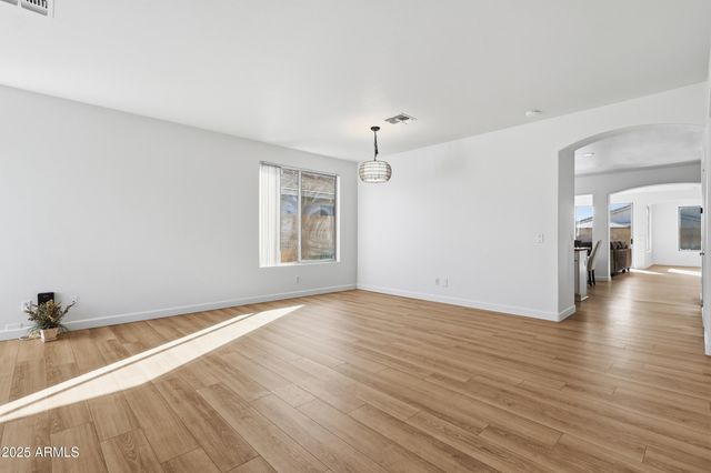 9451 W MARY ANN Drive, Peoria, AZ 85382