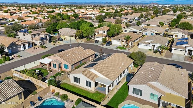 9451 W MARY ANN Drive, Peoria, AZ 85382