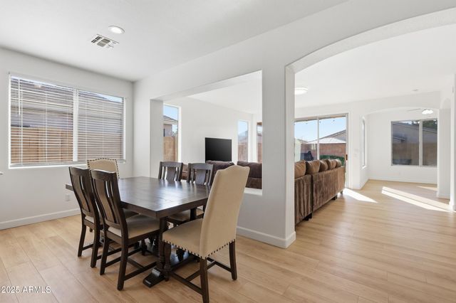 9451 W MARY ANN Drive, Peoria, AZ 85382