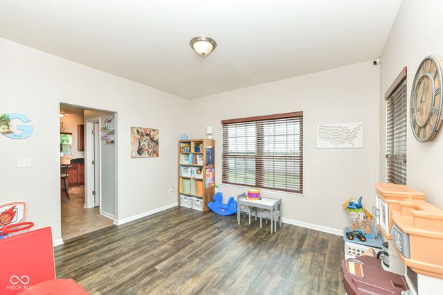 1417 Graybark, Sheridan, IN 46069