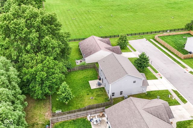 1417 Graybark, Sheridan, IN 46069