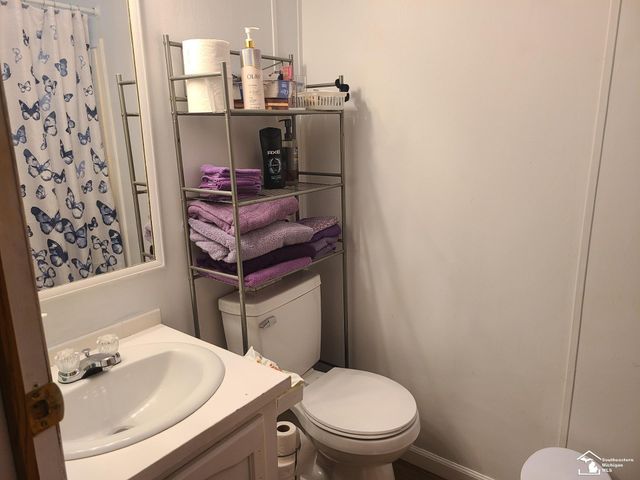 3202 Ferndale Street, Frenchtown Twp, MI 48162