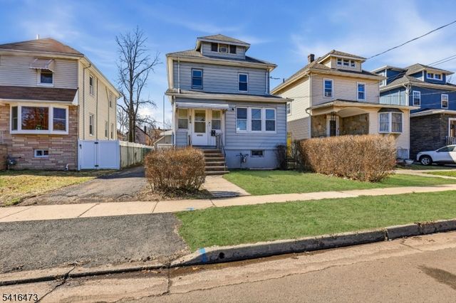 204 Pine St, Roselle Boro, NJ 07203