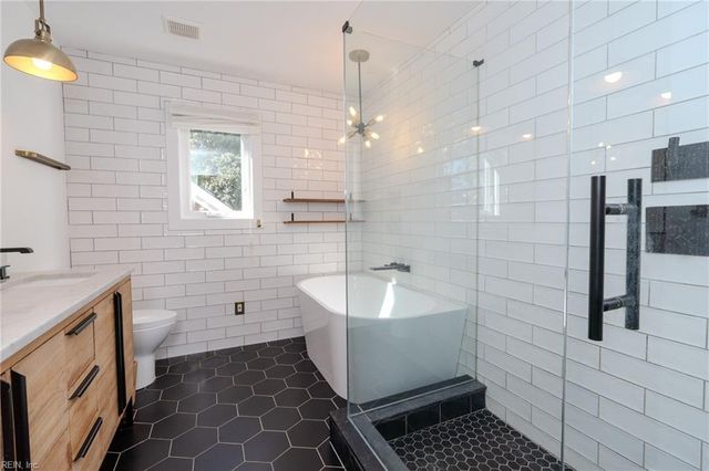 4467 Ocean View AVE, Virginia Beach, VA 23455