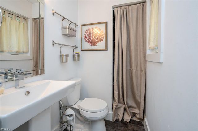 4467 Ocean View AVE, Virginia Beach, VA 23455