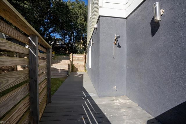 4467 Ocean View AVE, Virginia Beach, VA 23455