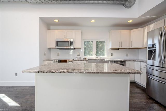 4467 Ocean View AVE, Virginia Beach, VA 23455