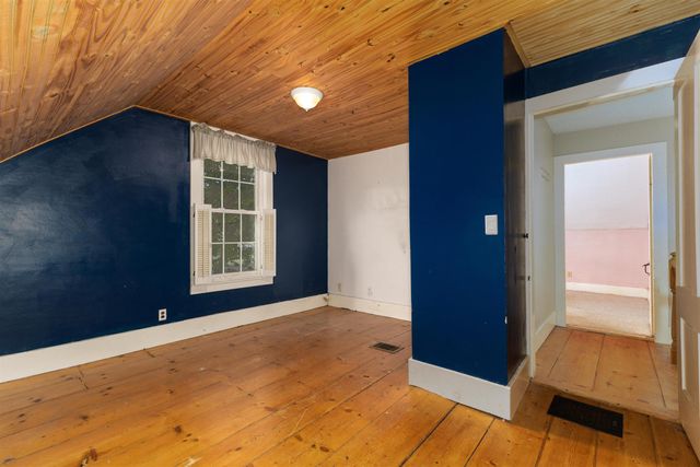 26 Park Street, Charlestown, NH 03603