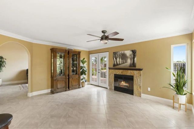 3555 Simsbury Ct, Carlsbad, CA 92010