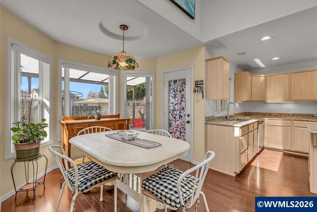 921 Hermanson St, Woodburn, OR 97071