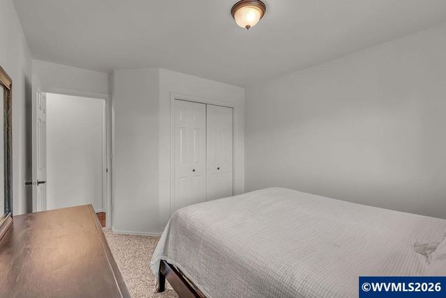 921 Hermanson St, Woodburn, OR 97071