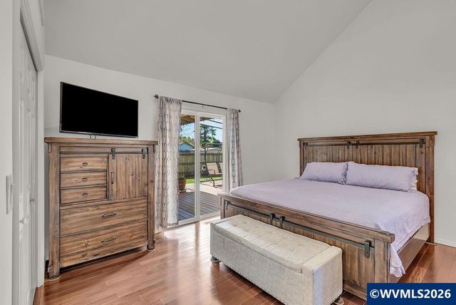 921 Hermanson St, Woodburn, OR 97071