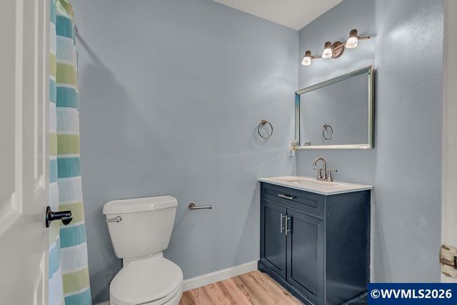 921 Hermanson St, Woodburn, OR 97071