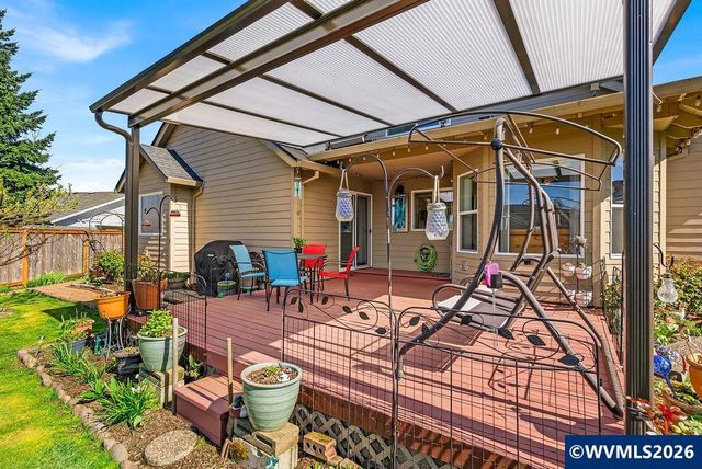 921 Hermanson St, Woodburn, OR 97071